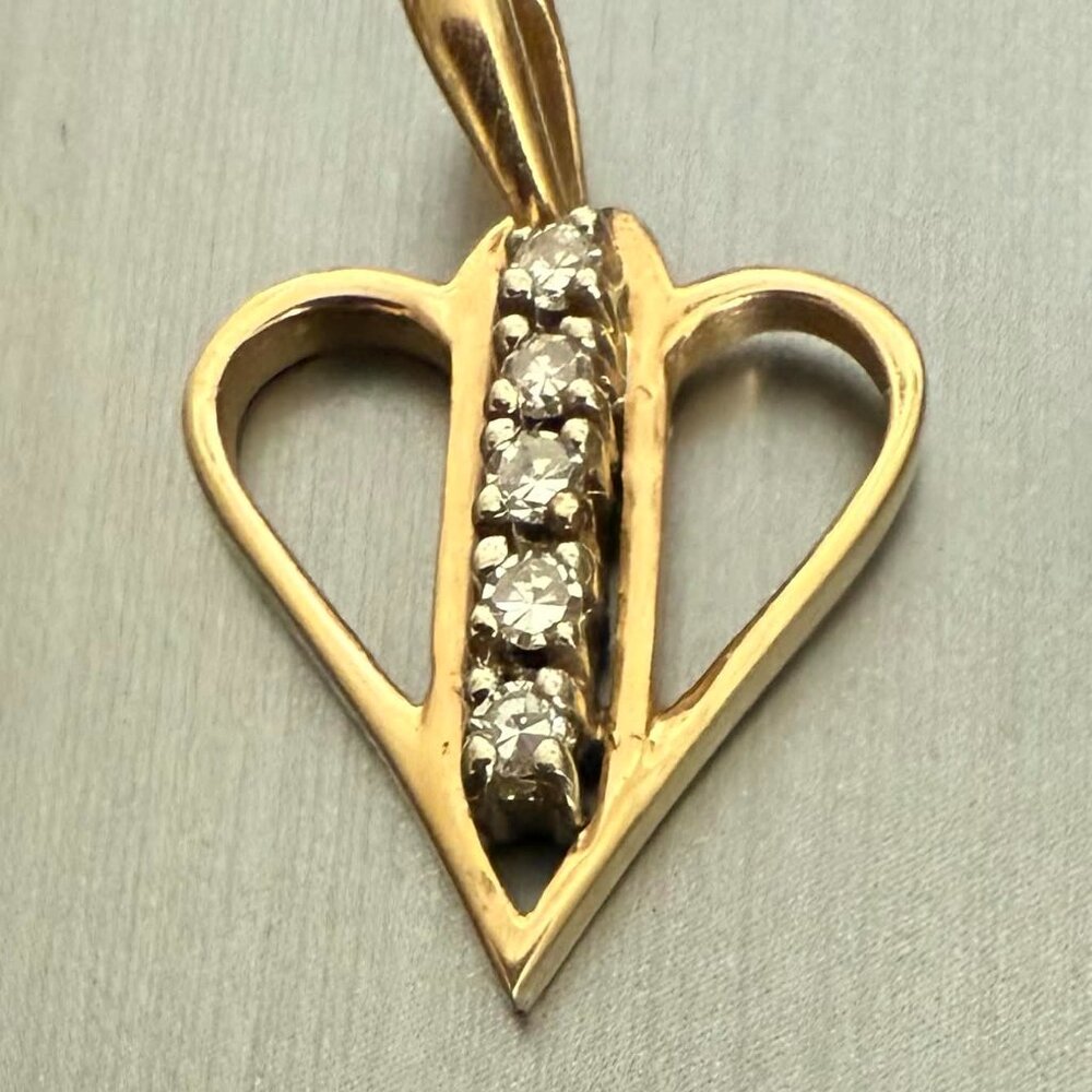 Diamond 14k Gold Pendant